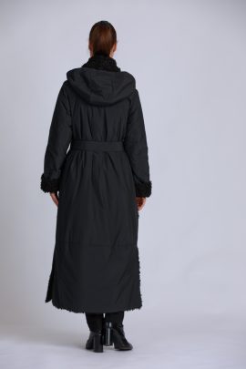 Chiago firmos paltas su kailio apdaila