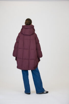 Towmy firmos vidutinio ilgio striukė su gobtuvu