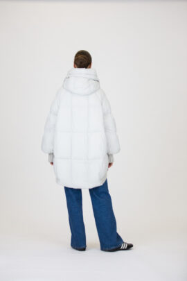 Towmy firmos vidutinio ilgio striukė su gobtuvu