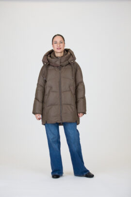 Towmy firmos vidutinio ilgio striukė su gobtuvu