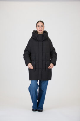 Towmy firmos vidutinio ilgio striukė su gobtuvu