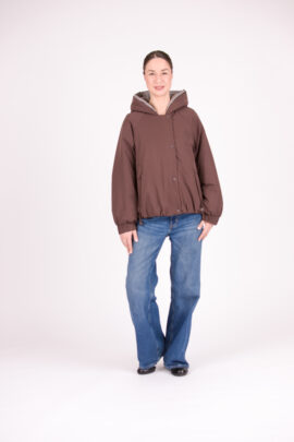 Trumpa Towmy firmos striukė