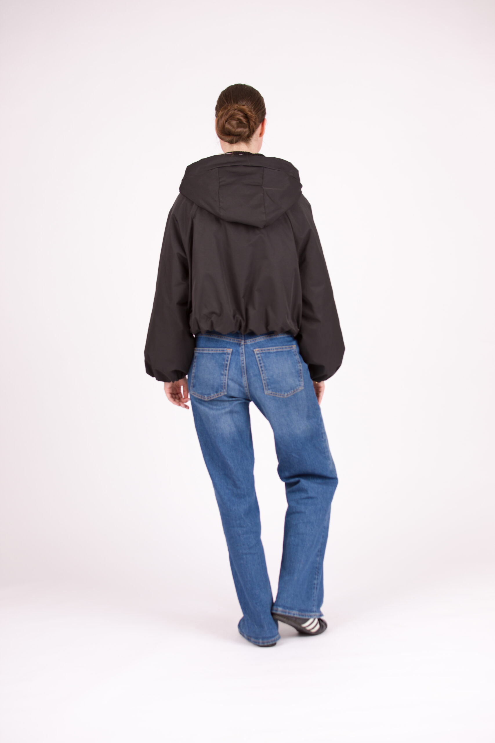 Trumpa Towmy firmos striukė - Image 2