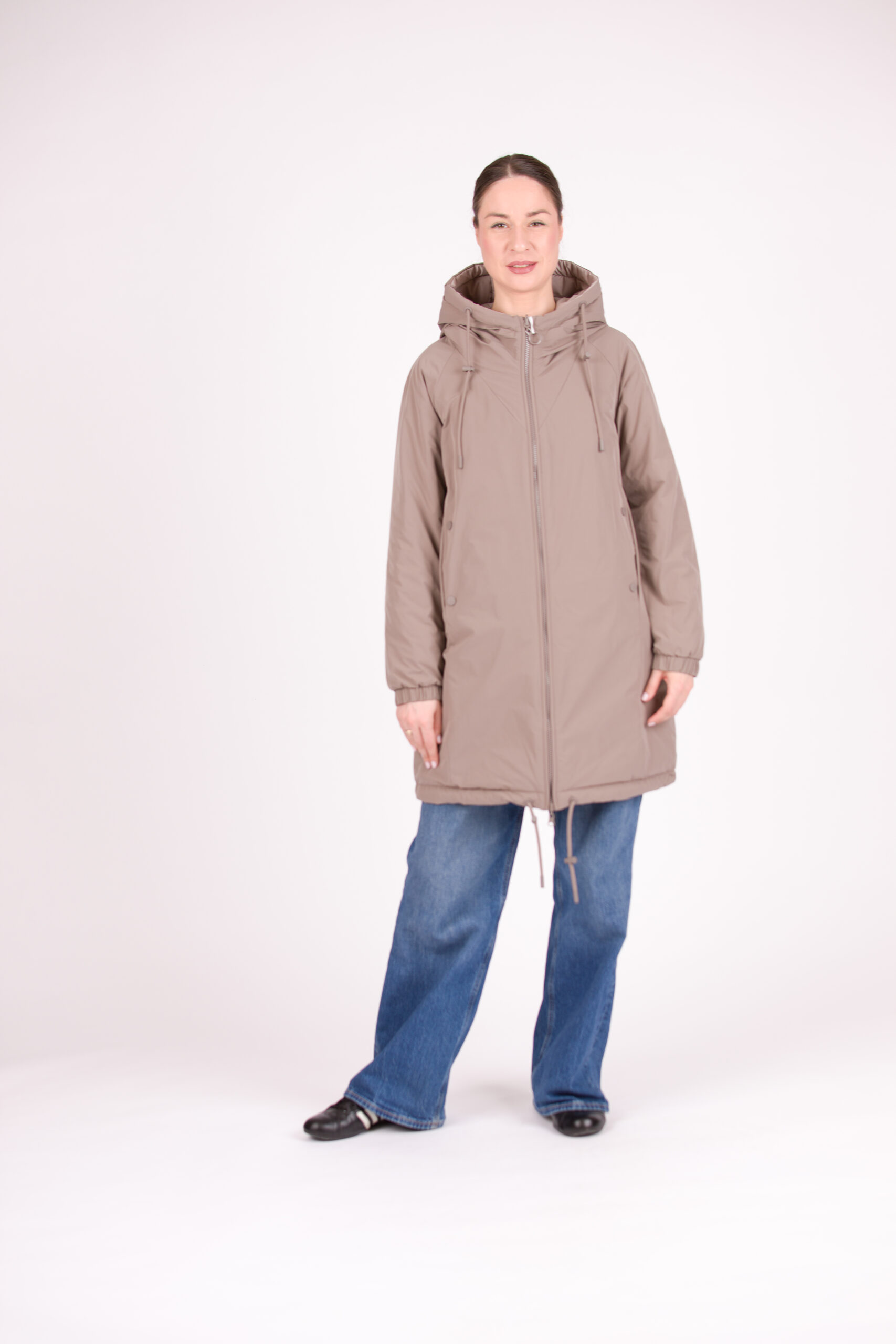 Towmy vidutinio ilgio striukė